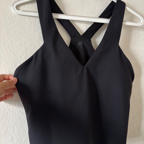 Alo Yoga Women's Airbrush Real Bra Tank Top - Black - Picture 4 of 10